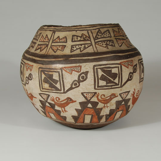 Historic Zuni Pueblo Pottery - C3645B